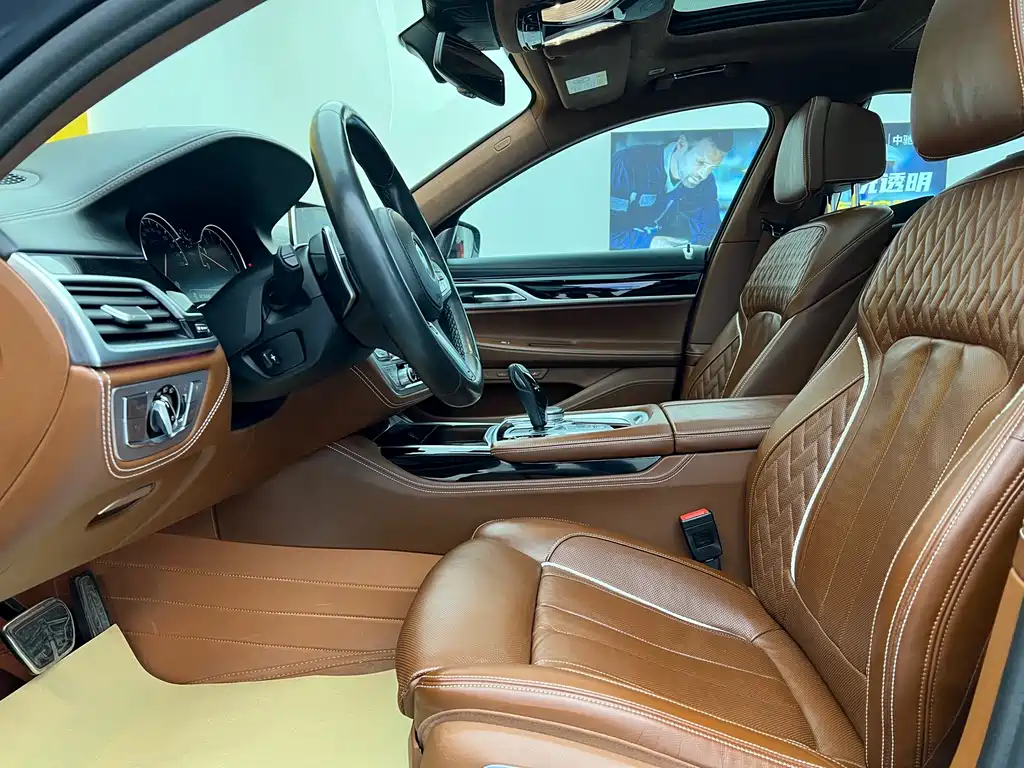 BMW 7 Series 7 2018 740Li xDrive Premium M Sport