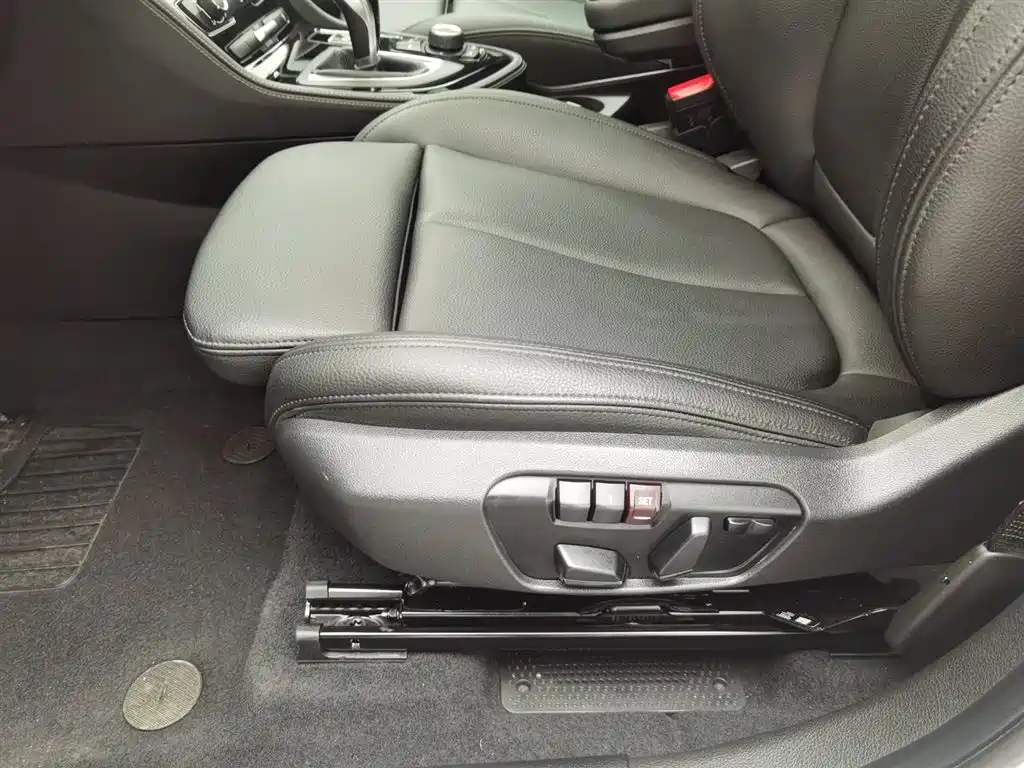 BMW 2 SERIES MULTIFUNCTIONAL STATION WAGON