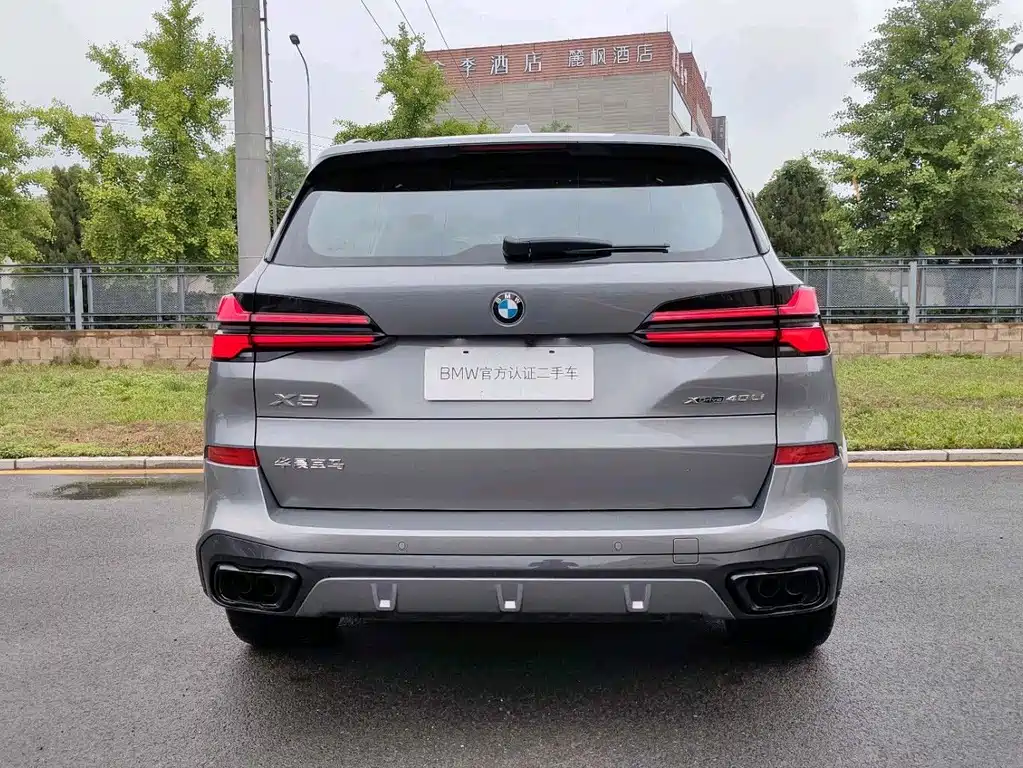 BMW X5 2025 xDrive 40Li M Sport