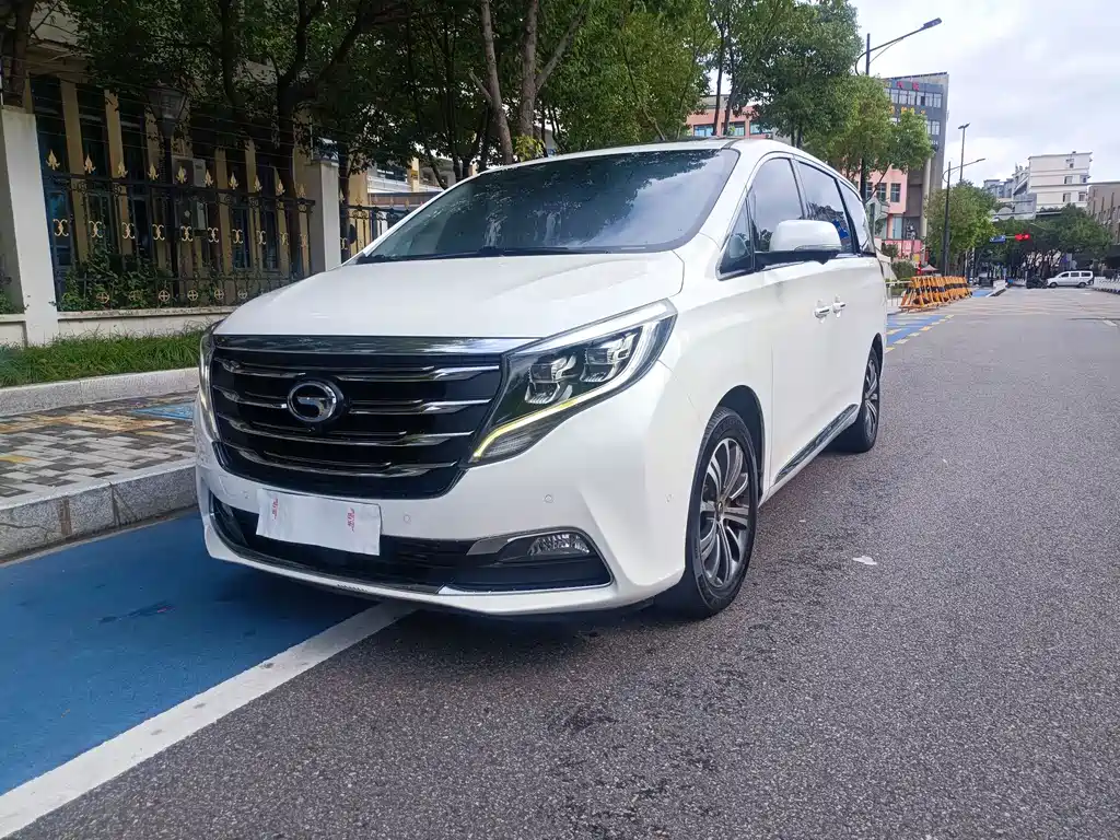 GAC TRUMPCHI M8