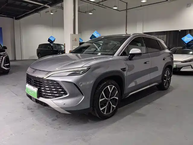 2025 BYD Song EV