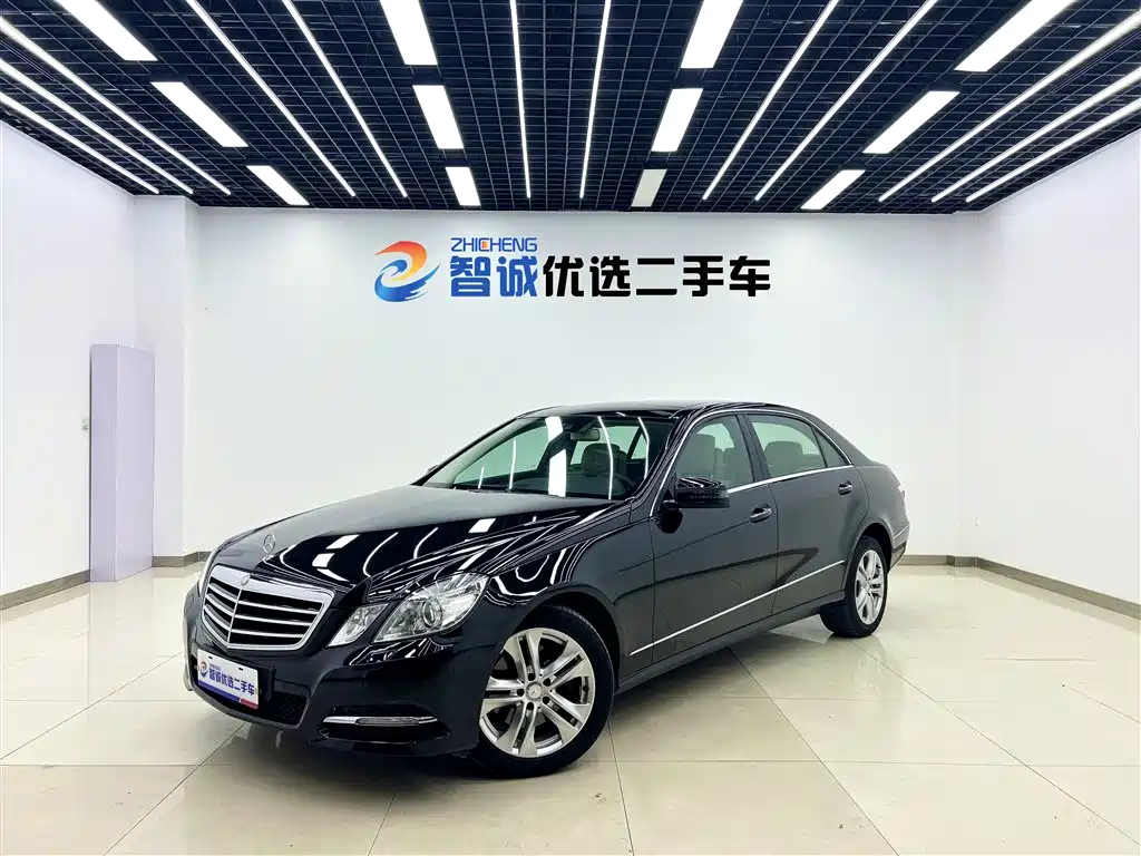Mercedes-Benz E-Class 2011