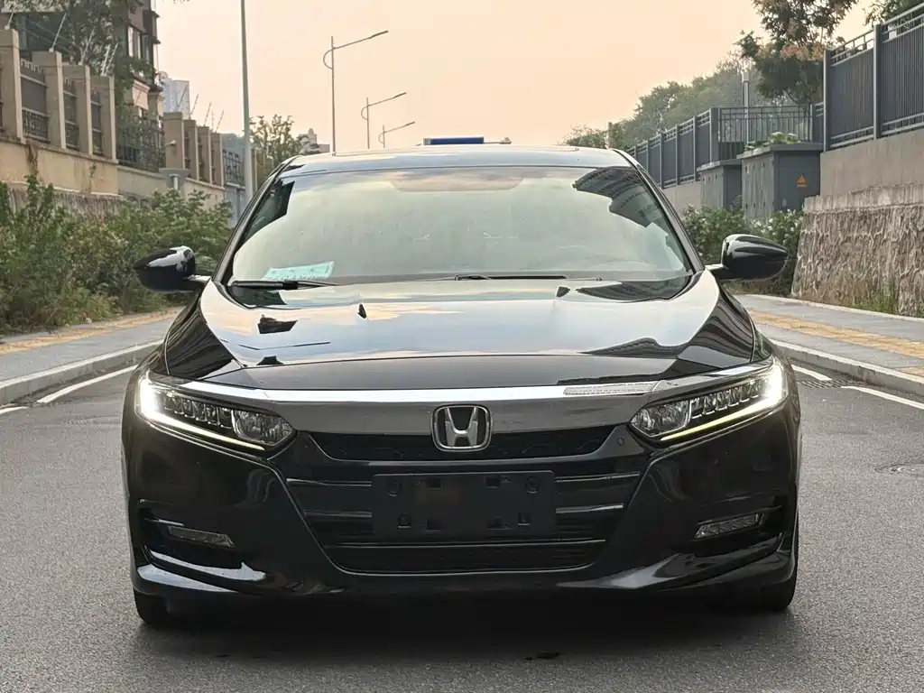 Honda Accord — миниатюра 2