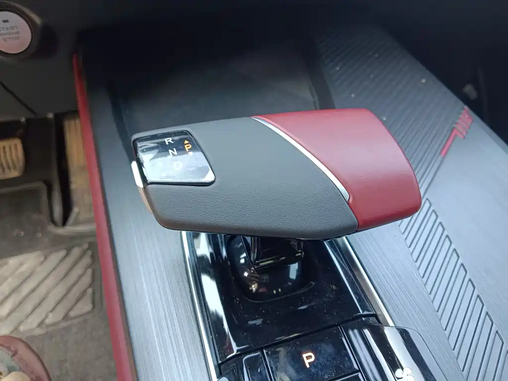 CHANGAN CHANGAN AUCHAN Z6