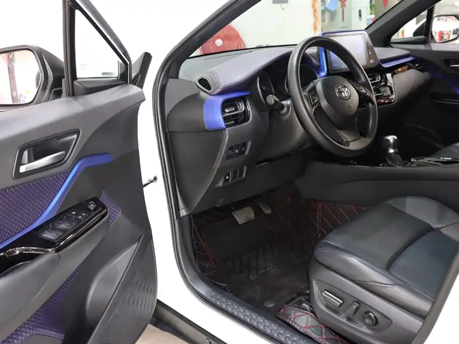 Toyota C-HR 2020 2.0L Lead