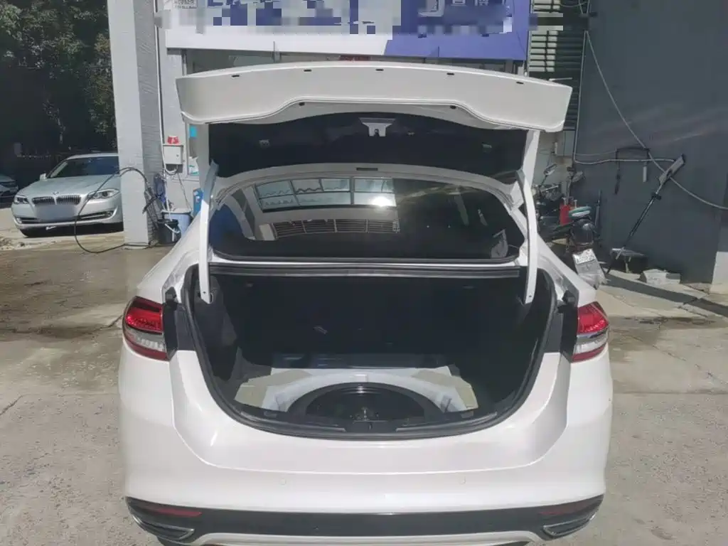 Ford Mondeo — миниатюра 19