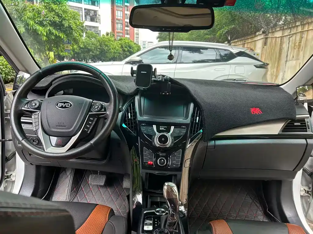 BYD Qin NEV — миниатюра 9