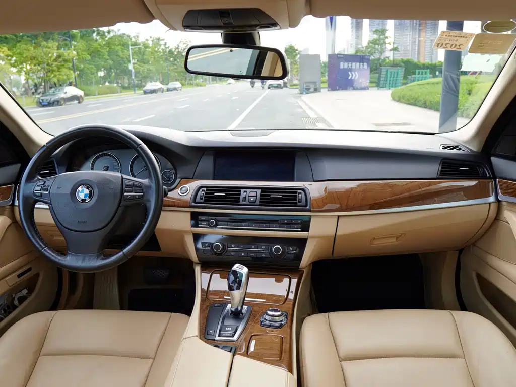 BMW 5 Series 5 2011 528Li Lead