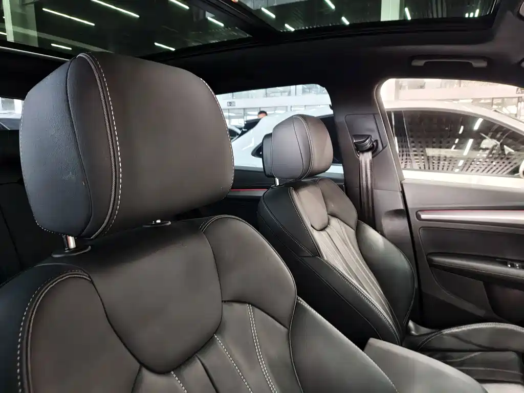 Audi Q5L — миниатюра 20