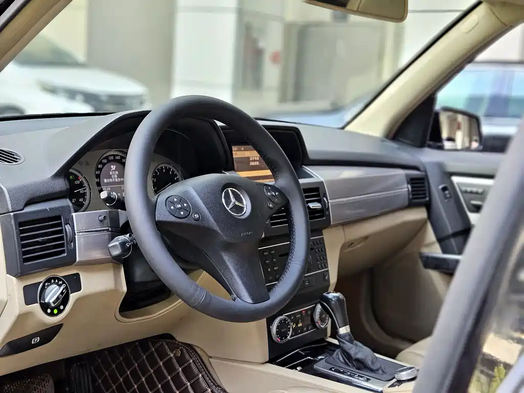 Mercedes-Benz GLK 2008 GLK 300 4MATIC Luxury