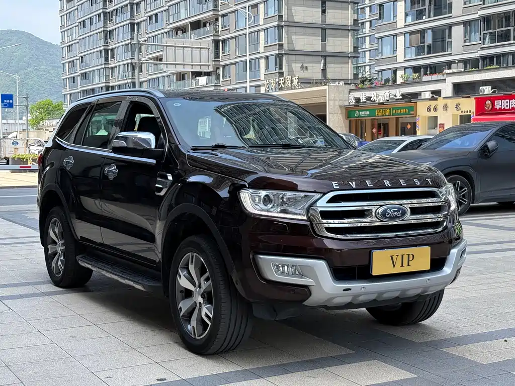 Ford Everest 2016 2.0T AT Luxury