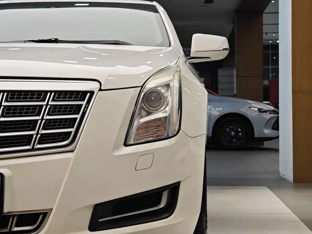 Cadillac XTS 2015 28T Comfort