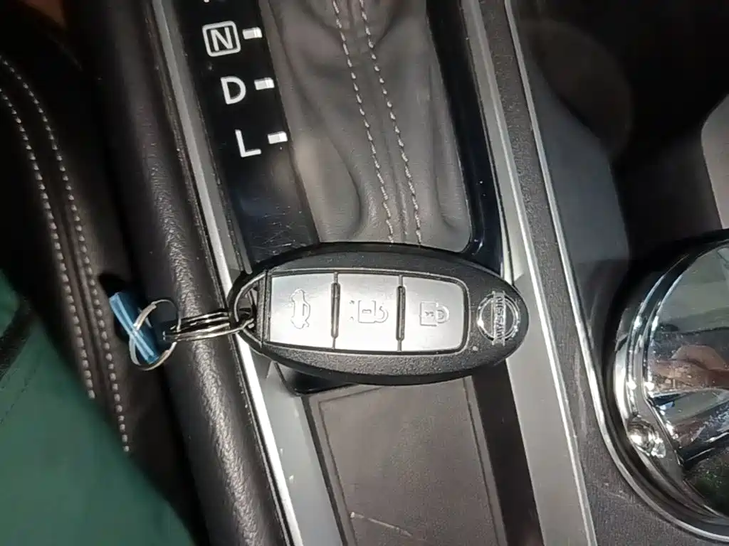 Nissan Teana — миниатюра 9