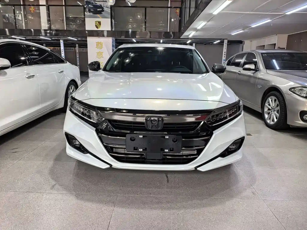 Honda Accord 2022 260TURBO Luxury