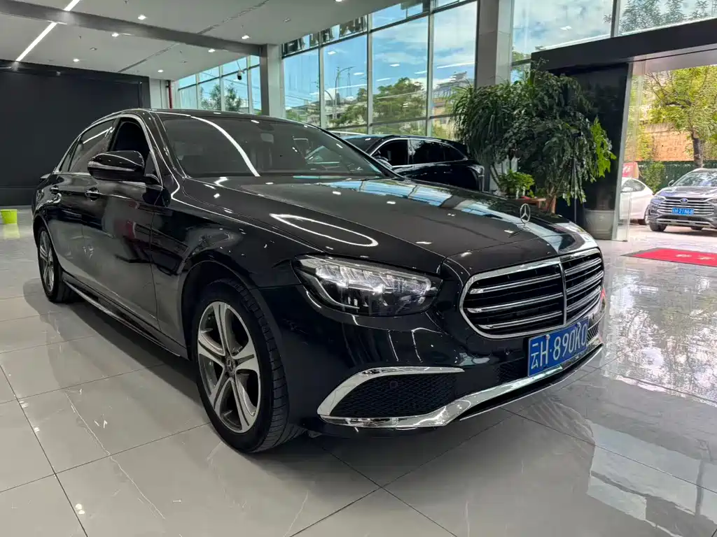 Mercedes-Benz E-Class 2020