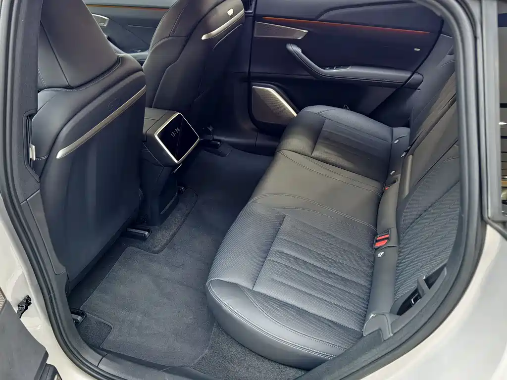 Onvo L60 2025 60kWh