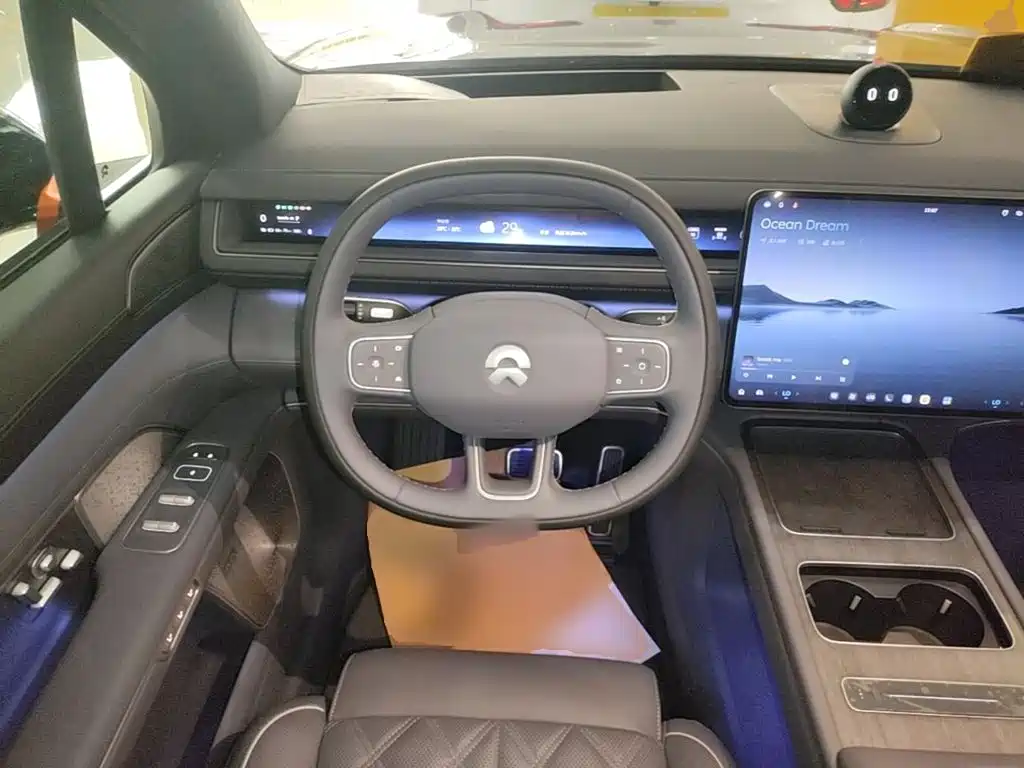 NIO ES8 — миниатюра 11