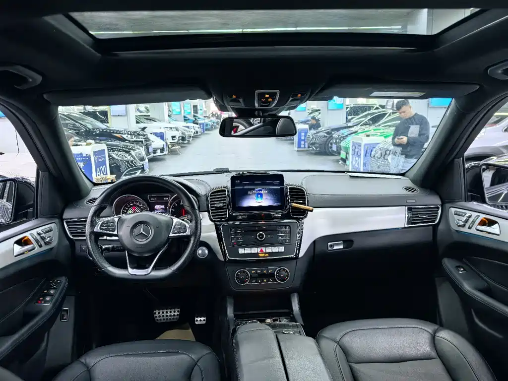 MERCEDES-BENZ GLE AMG