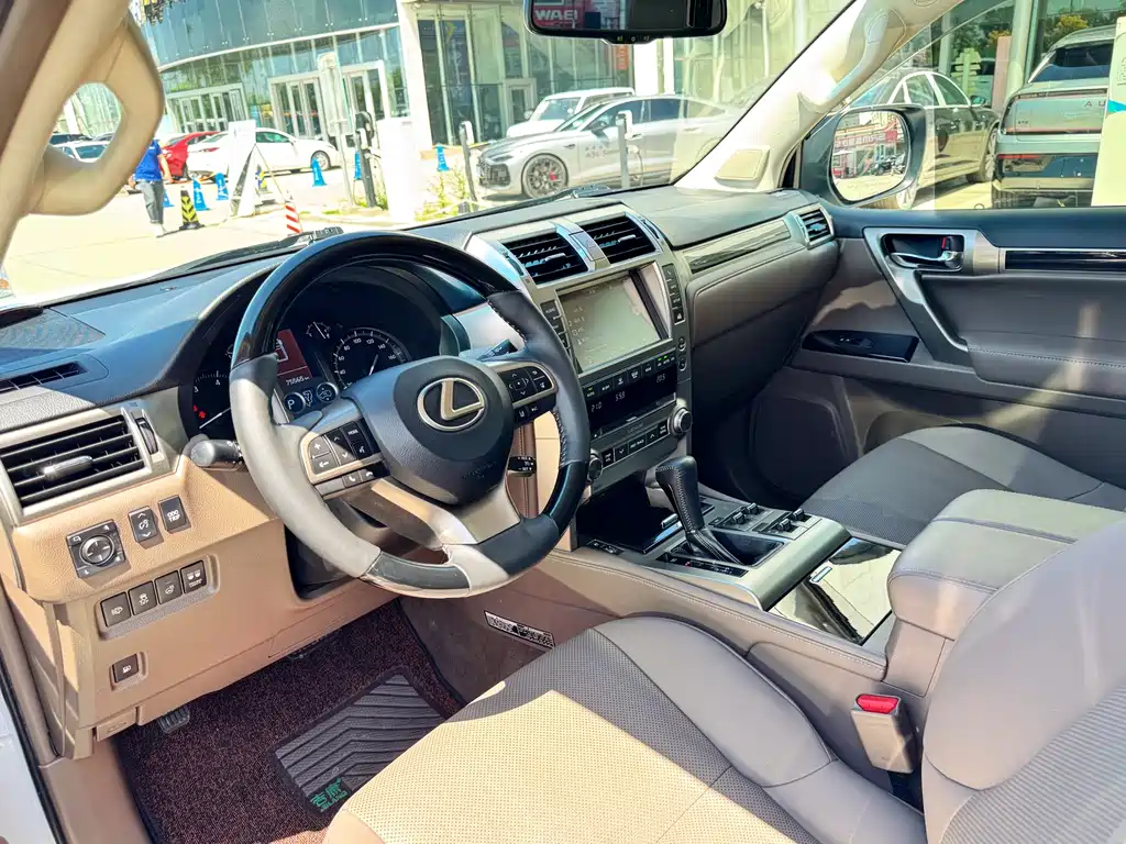 Lexus GX 2019 460