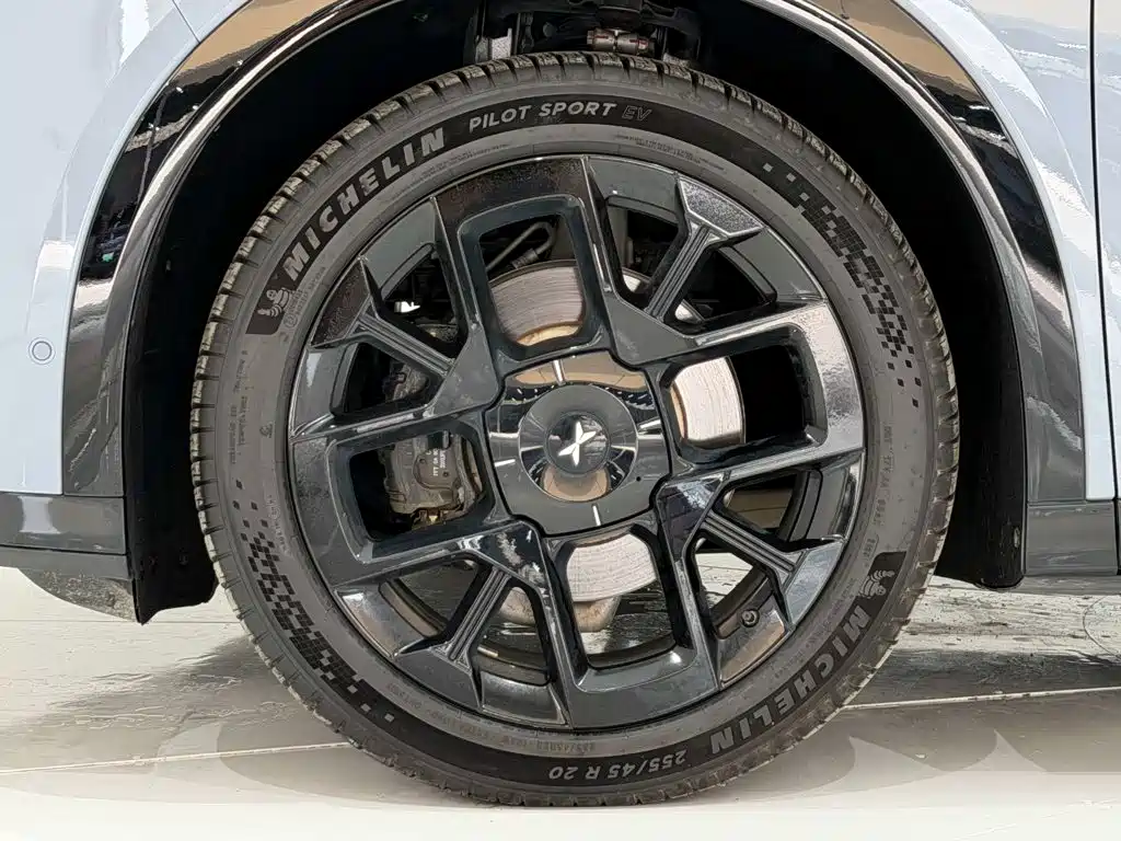 XPeng PengG7 — миниатюра 10