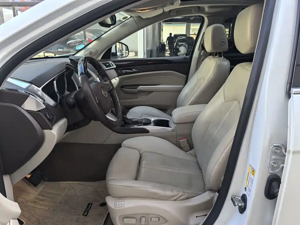 Cadillac SRX 2012 3.0L Luxury