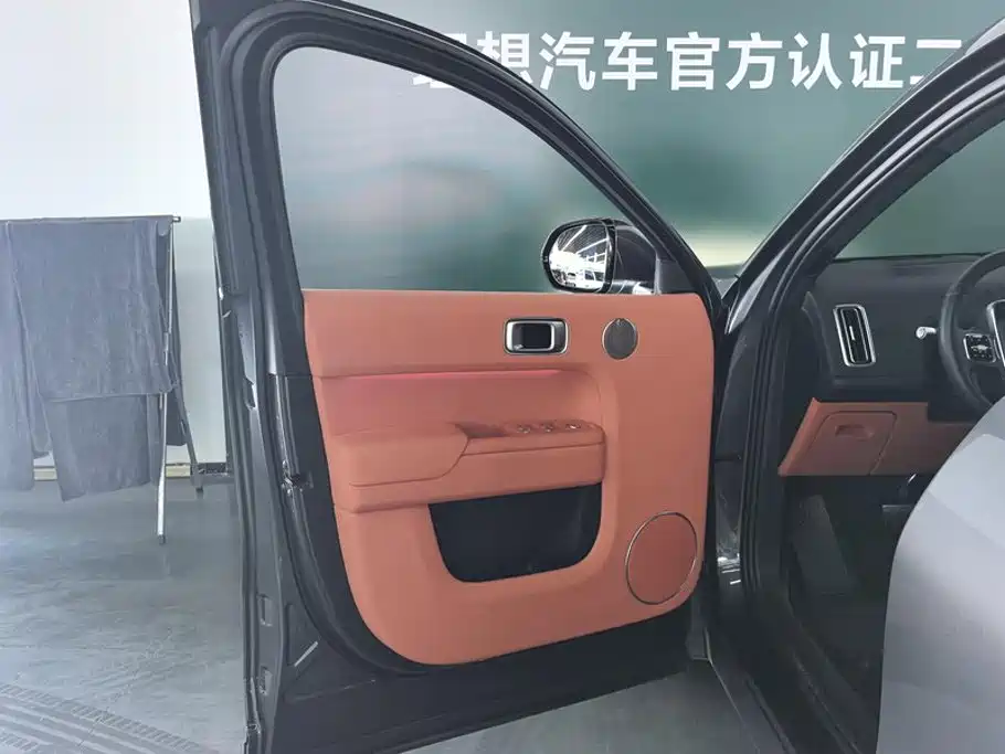 Li Auto L8 2025 Max