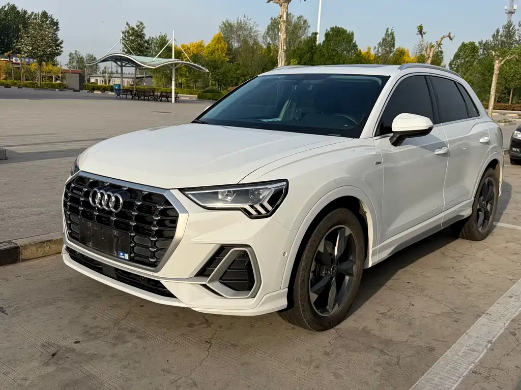 Audi Q3 2022