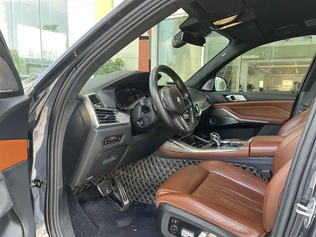BMW X7 2020 xDrive40i Executive M Sport