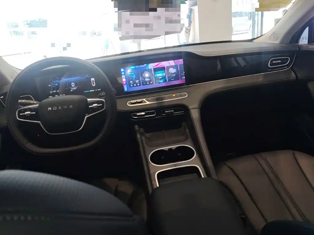 Roewe D7 2025 DMH 125km Champion