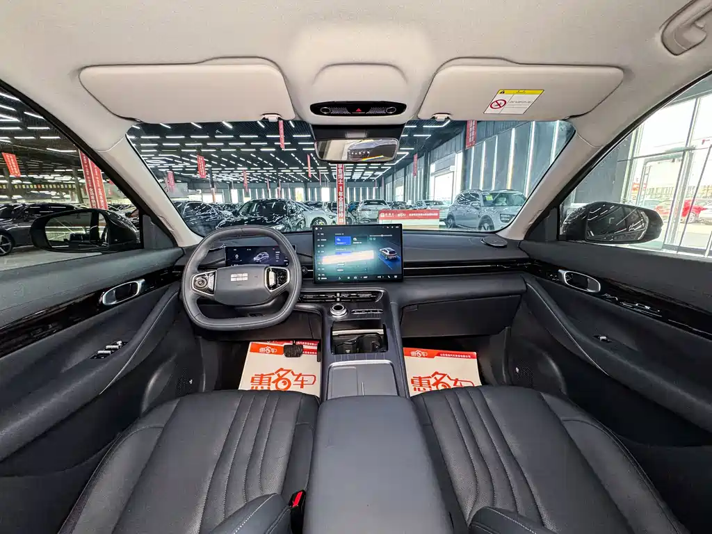 GEELY GALAXY GALAXY E5