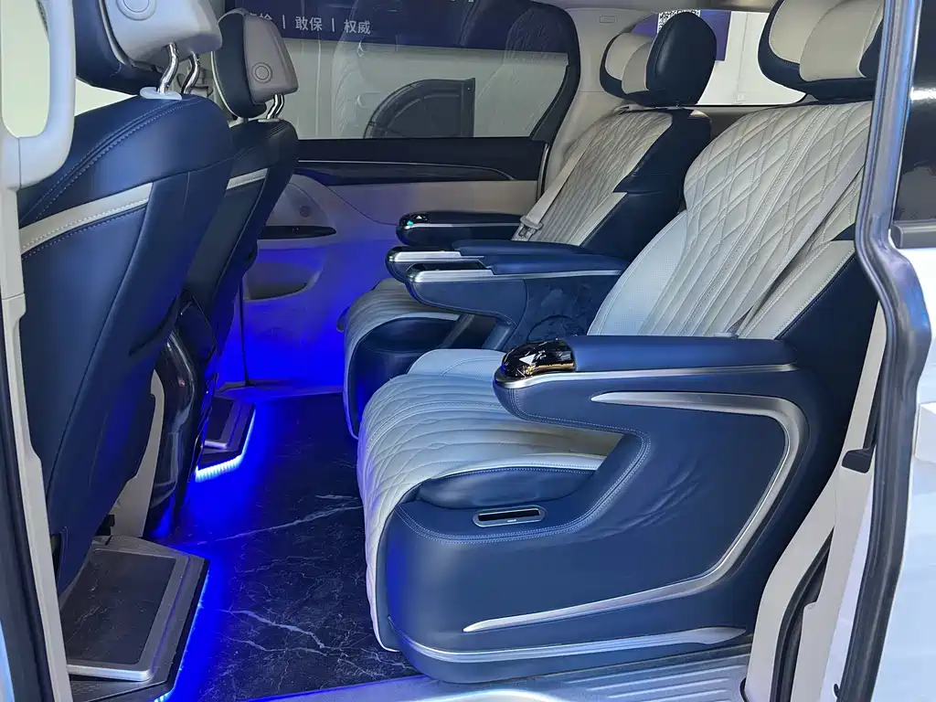 Buick GL8 2023 ES Comfort