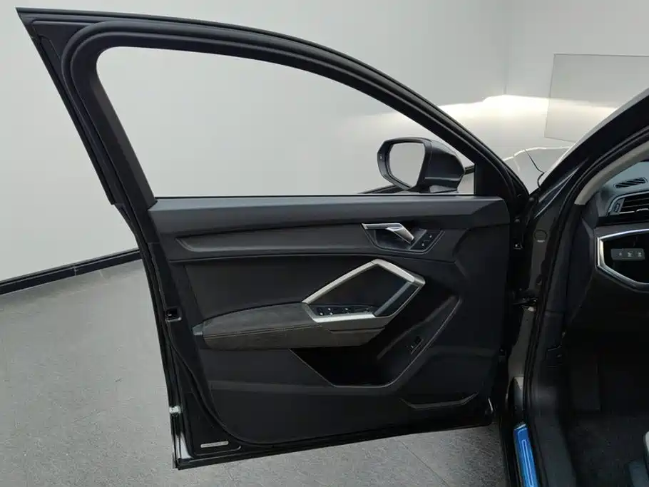 Audi Q3 2021 35 TFSI Fashion