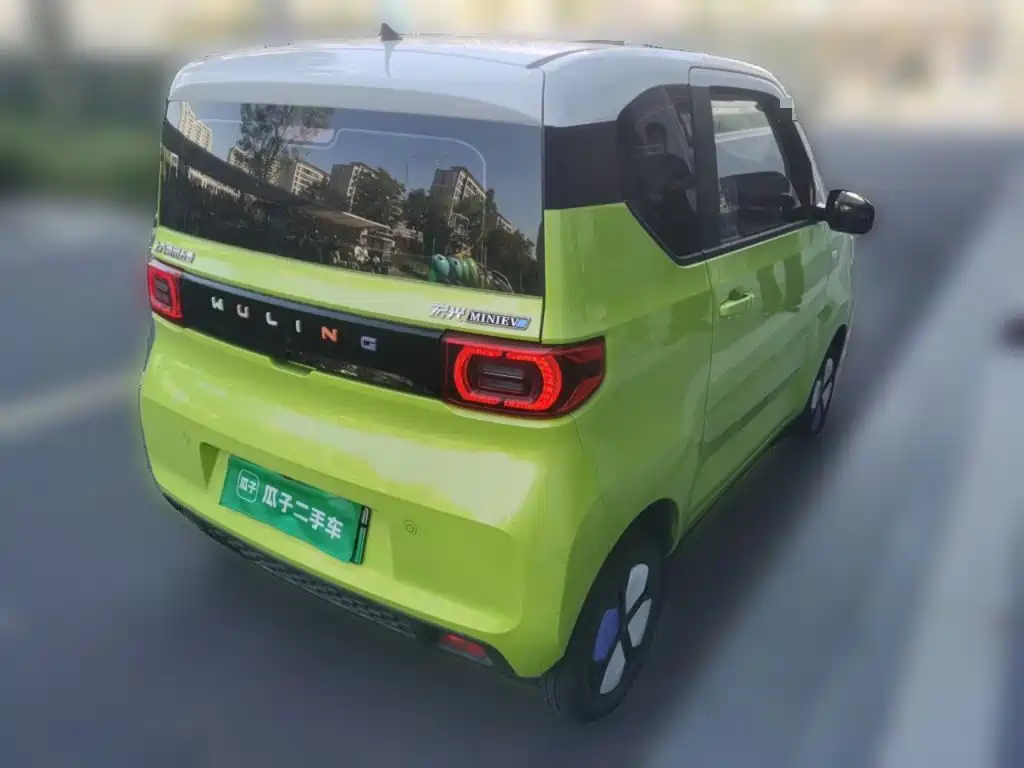 Wuling MINIEV — миниатюра 7