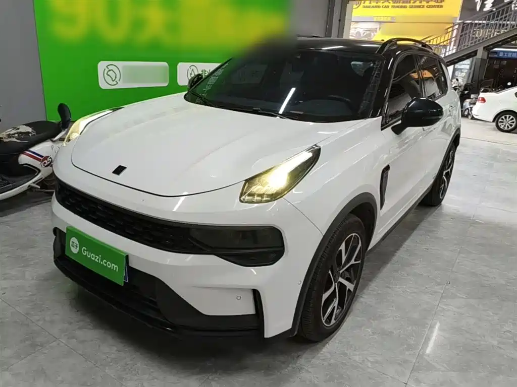 Lynk & Co 01 2021