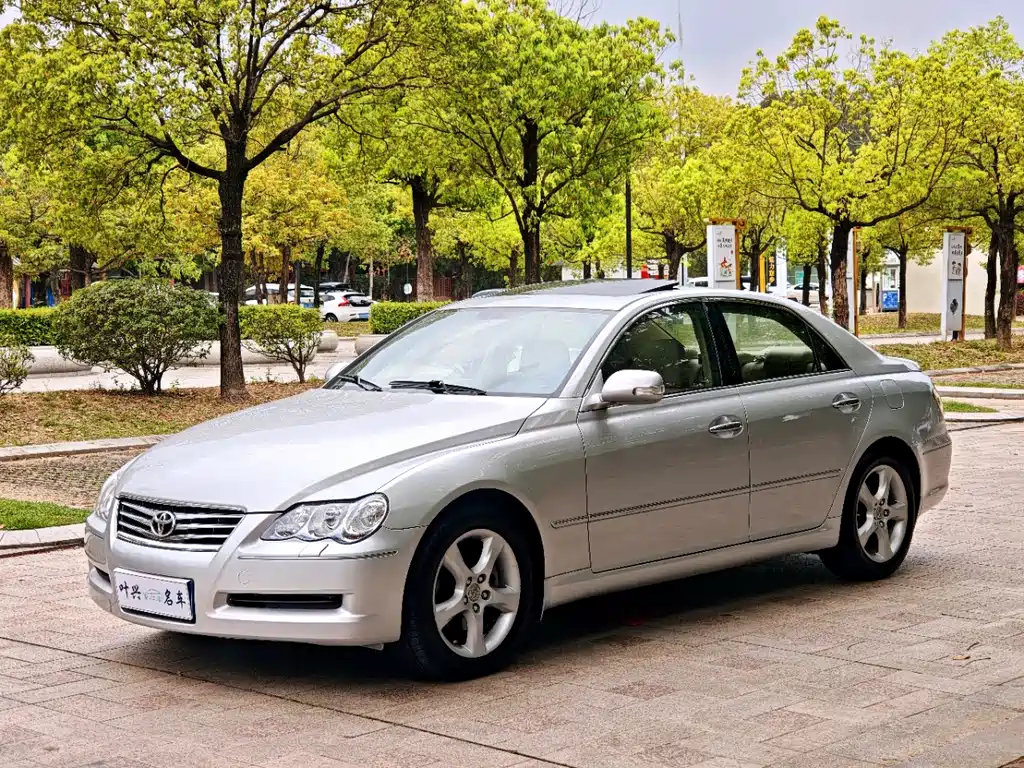 Toyota Reiz 2009