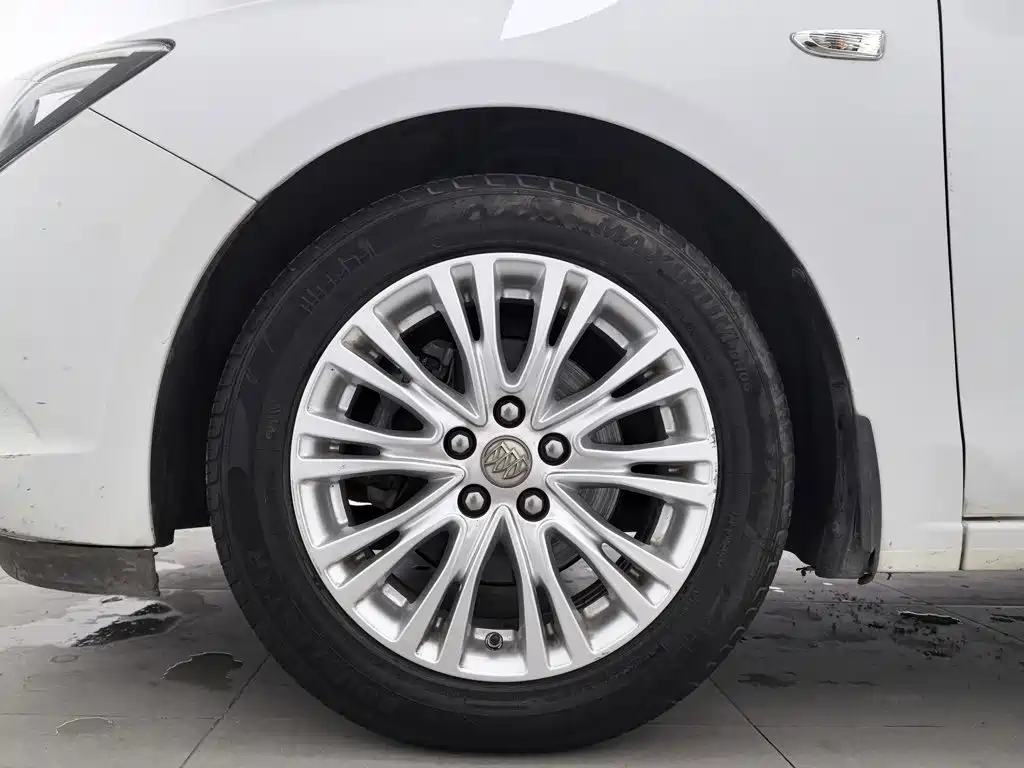 Buick Excelle — миниатюра 17
