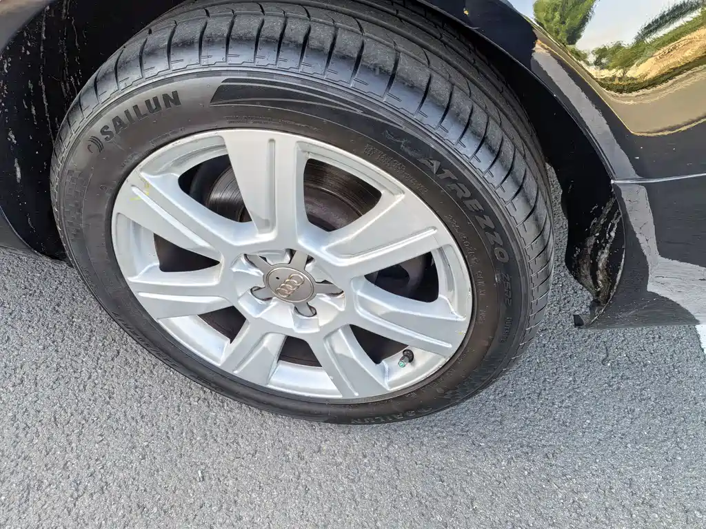 Audi A6L 2011 2.8 FSI Luxury