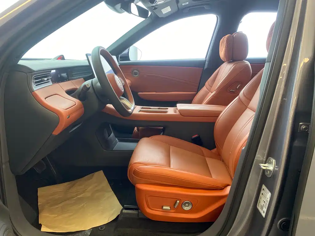 Hongqi HS6 PHEV 2026 220
