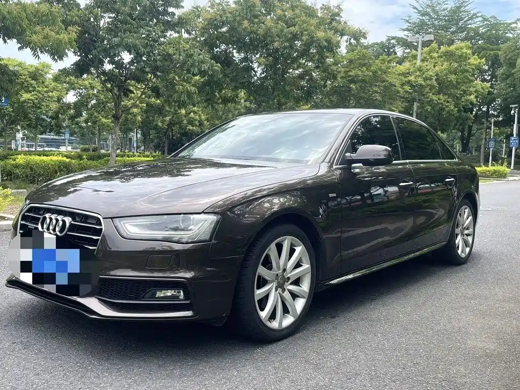 Купить Audi A4L
