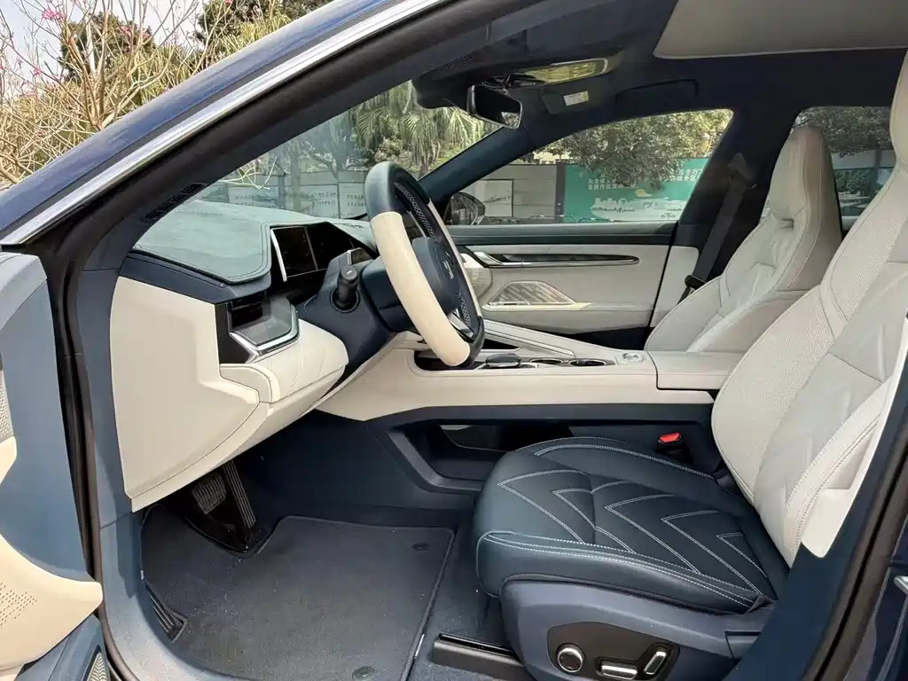 ZEEKR EXTREME KRYPTON 001