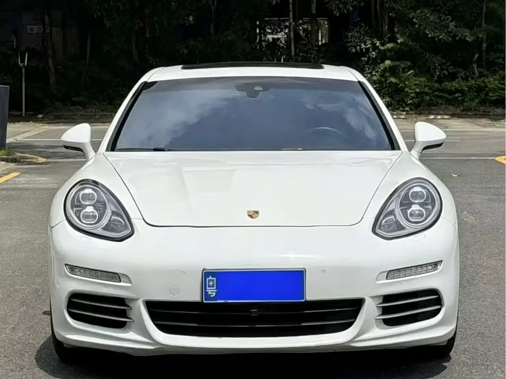 Porsche Panamera 2014 Panamera 4 3.0T