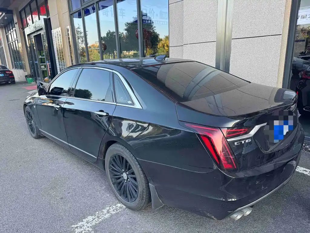 Cadillac CT6 — миниатюра 3