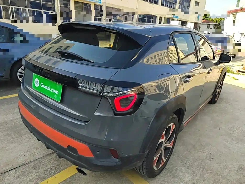Lynk & Co 02 — миниатюра 7