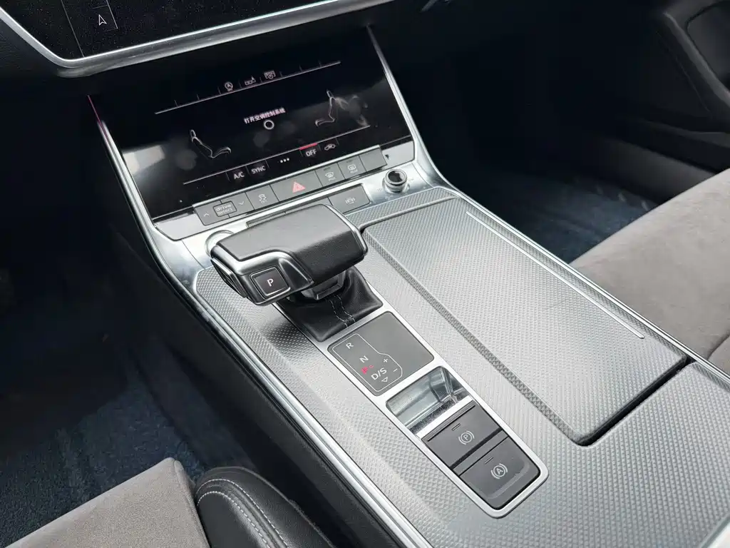Audi A6L — миниатюра 7