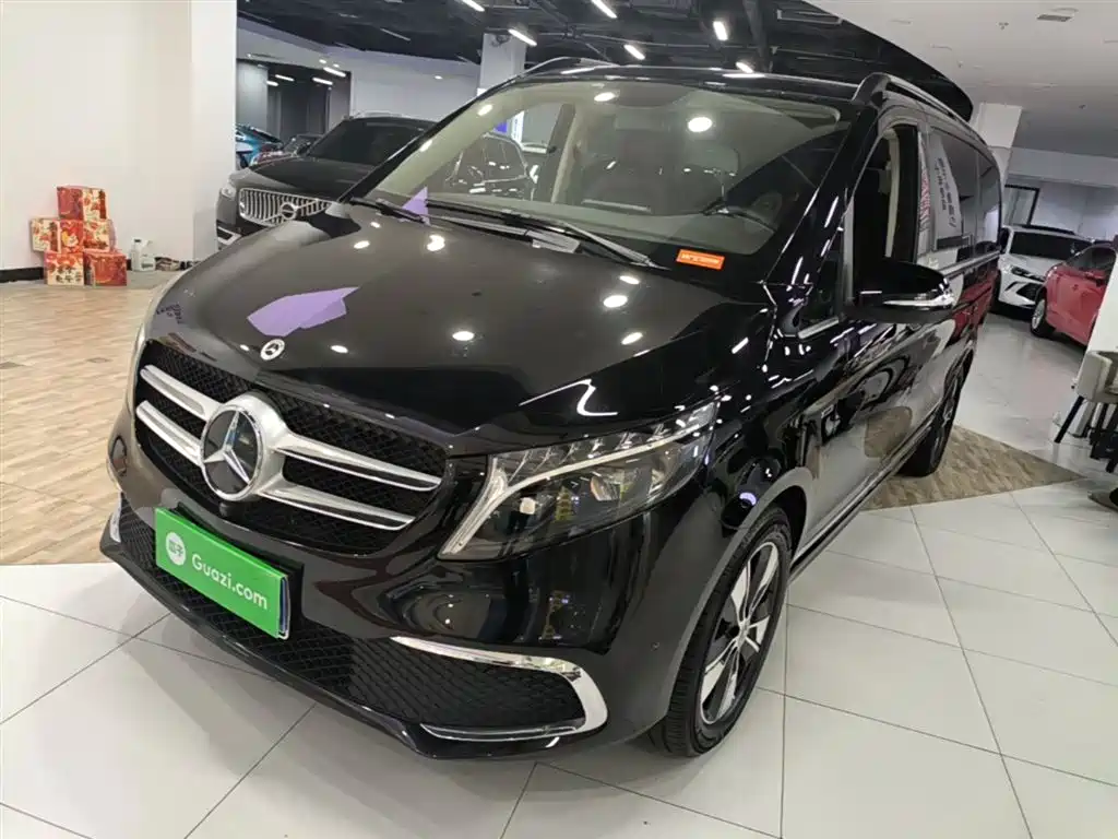 Mercedes-Benz V-Class 2023