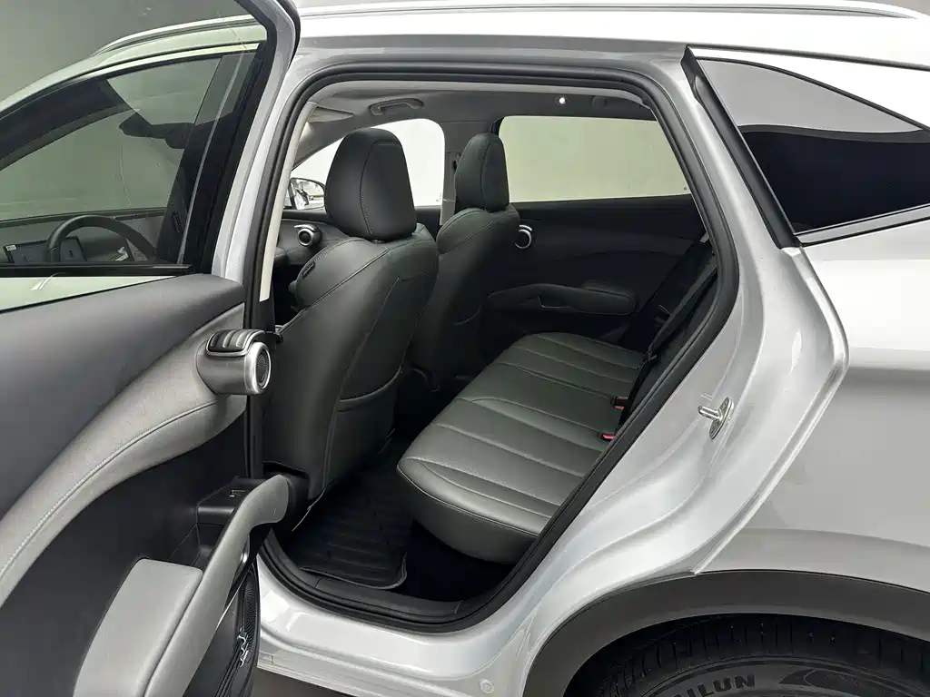 BYD Yuan Plus — миниатюра 10