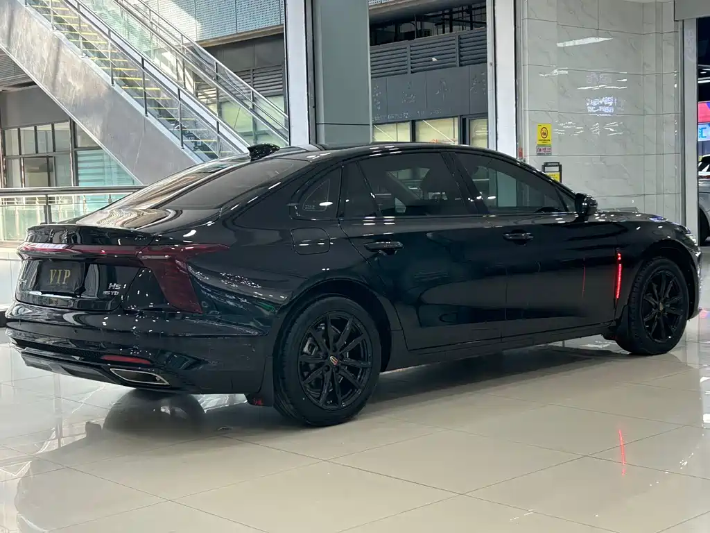 Hongqi Hongqi H5 — миниатюра 13