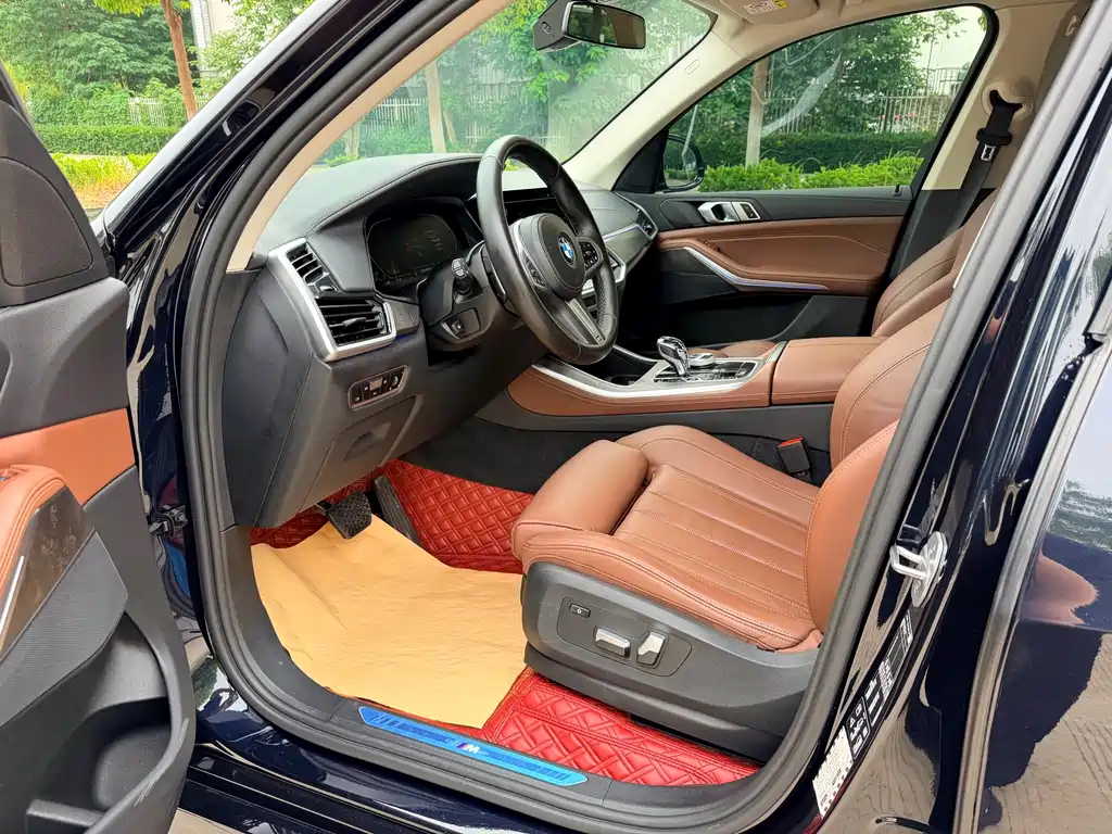 BMW X5 2022 xDrive 30Li M Sport