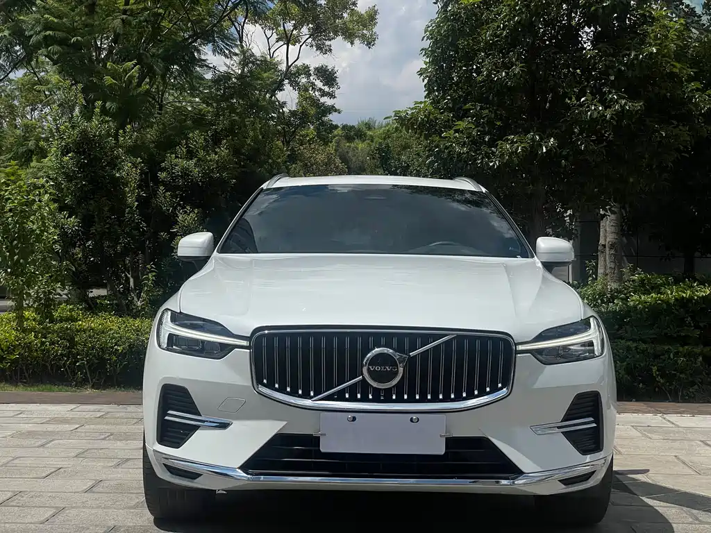 VOLVO  XC60