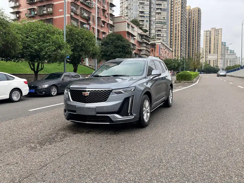 Cadillac XT6